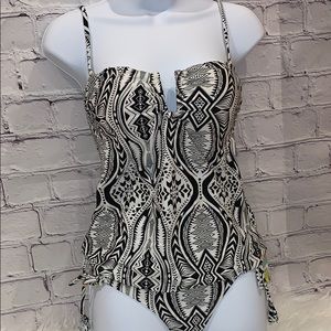 Raisins cami top and bikini bottom NWT small